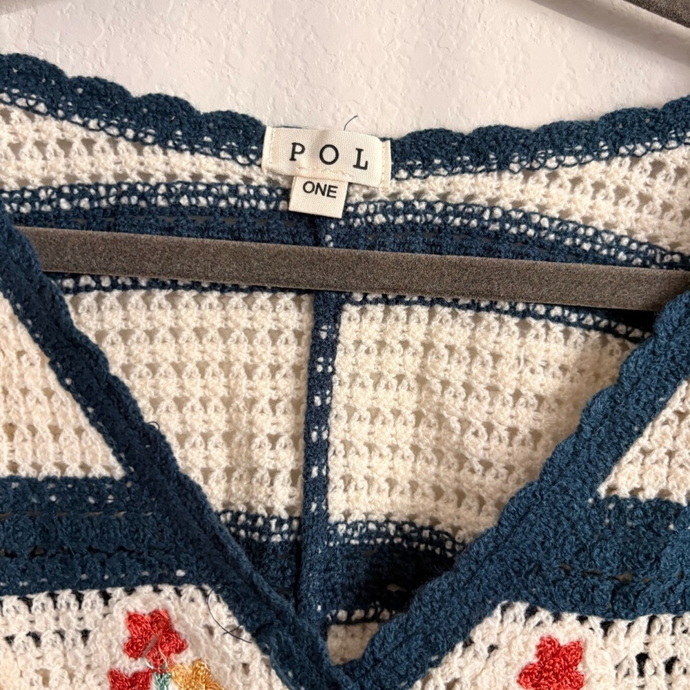 POL Blue and Cream Floral Knit Cardigan one size best for small / medium - Picture 9 of 11